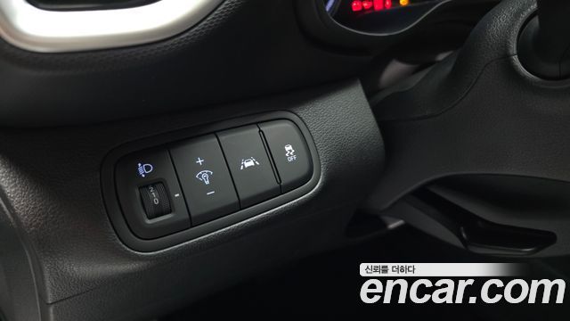 Hyundai Venue 2021 — photo 14