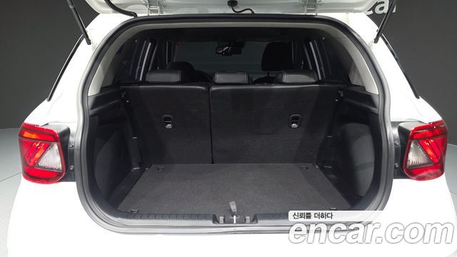 Hyundai Venue 2021 — photo 20