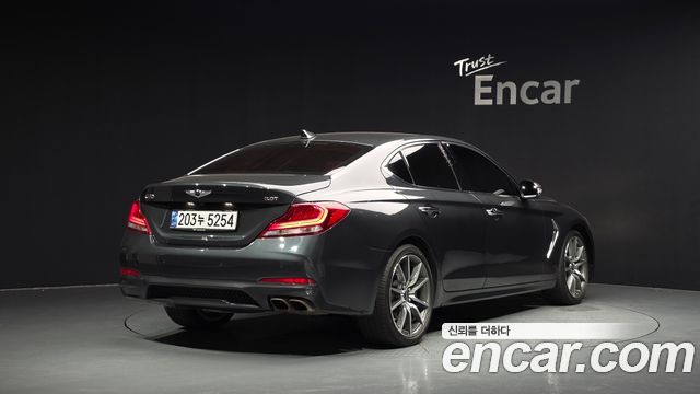 Genesis G70 2018 — photo 2
