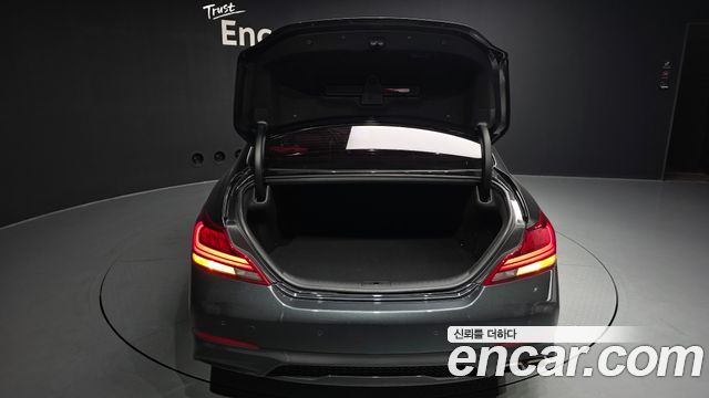 Genesis G70 2018 — photo 20