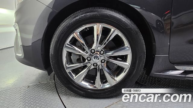 Kia Canival 2019 — photo 5