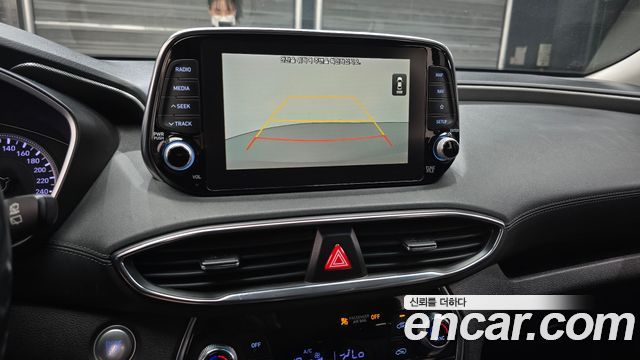 Hyundai Santafe 2020 — photo 16