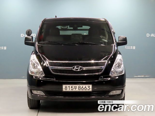 Hyundai Starex 2016 — photo 2