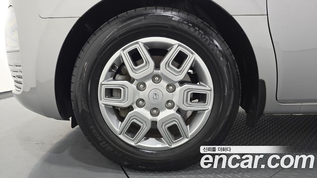Hyundai Staria 2022 — photo 5