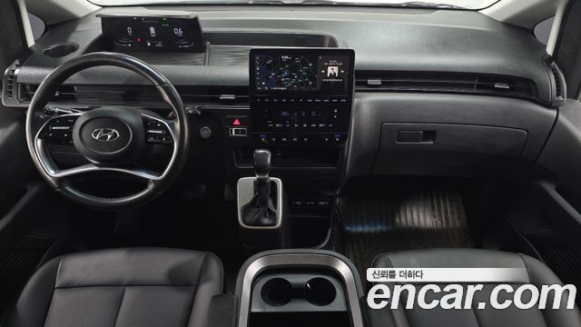 Hyundai Staria 2022 — photo 10