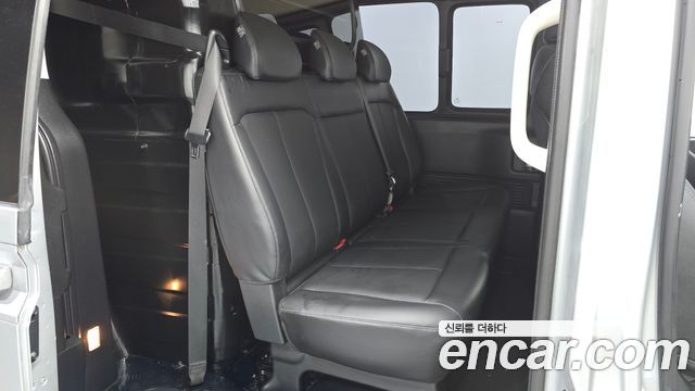 Hyundai Staria 2022 — photo 18