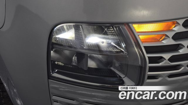 Hyundai Staria 2022 — photo 8