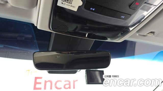 Hyundai Staria 2022 — photo 28