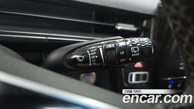 Hyundai Staria 2022 — photo 30