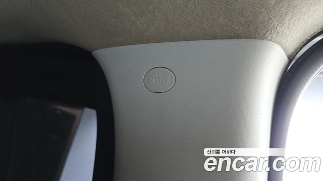 Hyundai Staria 2022 — photo 33
