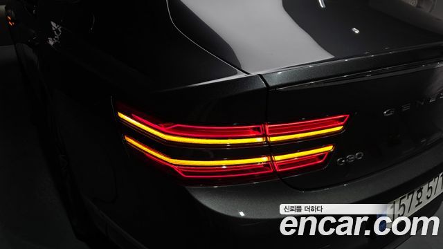 Genesis G80 2021 — photo 9