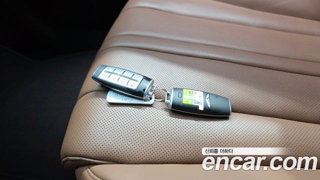 Genesis G80 2021 — photo 30