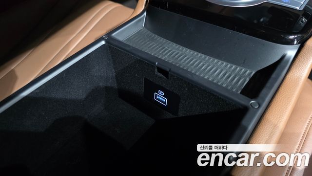 Genesis G80 2021 — photo 35