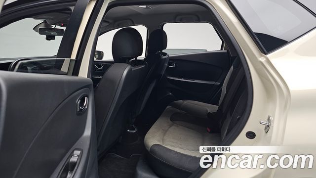 Renault Korea QM3 2014 — photo 17