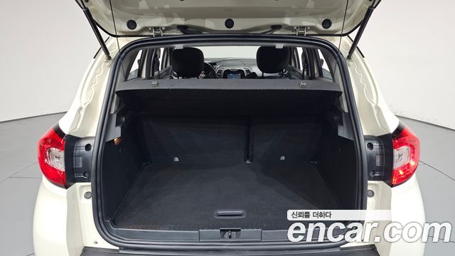 Renault Korea QM3 2014 — photo 26