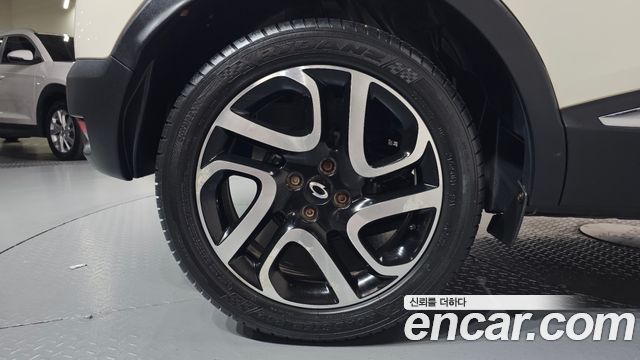 Renault Korea QM3 2014 — photo 7