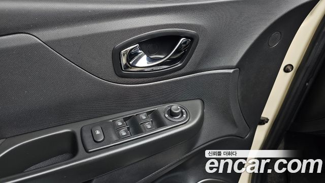 Renault Korea QM3 2014 — photo 29