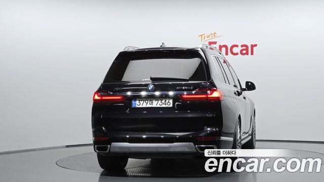 BMW X7 2020 — photo 4