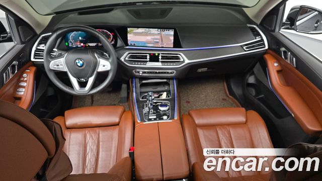 BMW X7 2020 — photo 10
