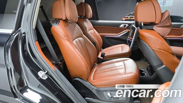 BMW X7 2020 — photo 17