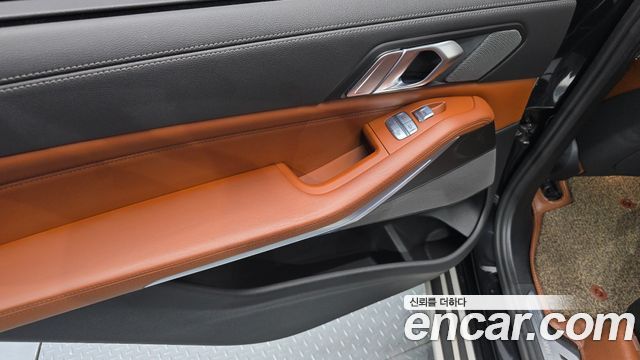 BMW X7 2020 — photo 15