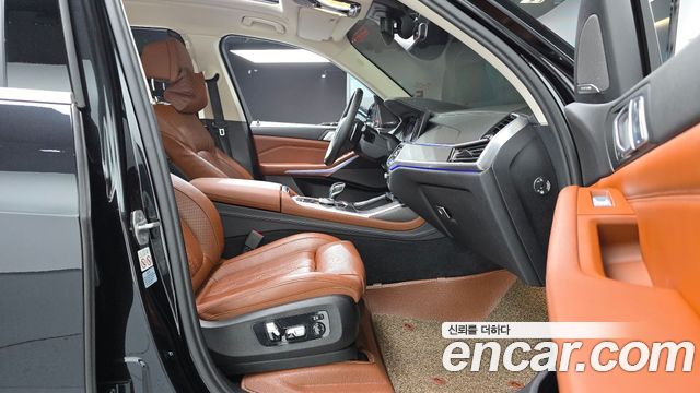 BMW X7 2020 — photo 16