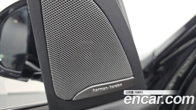 BMW X7 2020 — photo 28