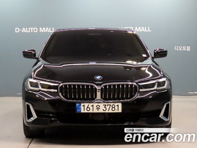 BMW 5-Series 2021 — photo 2
