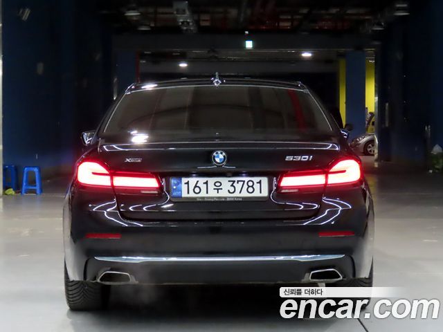 BMW 5-Series 2021 — photo 3