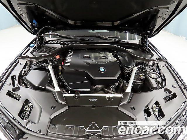 BMW 5-Series 2021 — photo 19