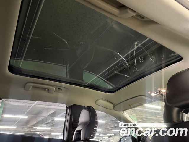 Volvo V40 2018 — photo 12