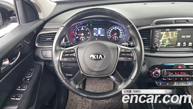 Kia Sorento 2018 — photo 19