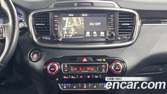 Kia Sorento 2018 — photo 20