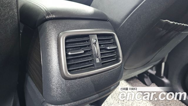 Kia Sorento 2018 — photo 30