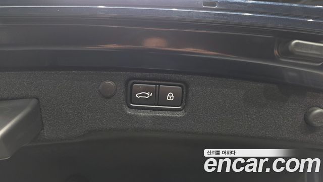 Kia K7 2020 — photo 26