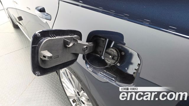 Kia K7 2020 — photo 35