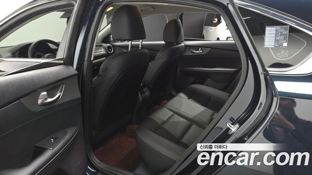 Kia K3 2019 — photo 17