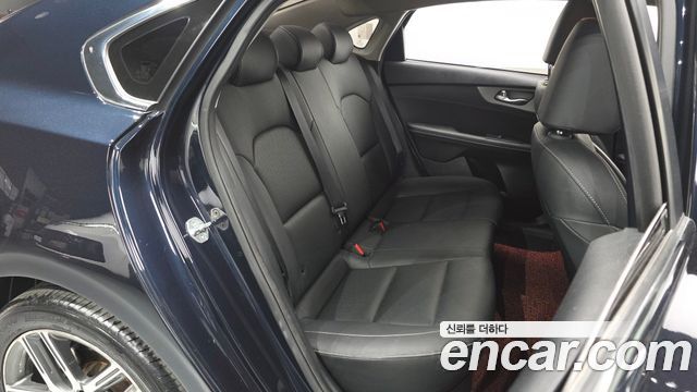 Kia K3 2019 — photo 18
