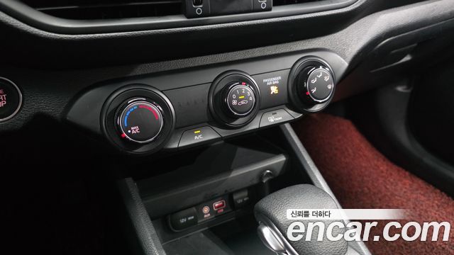 Kia K3 2019 — photo 23