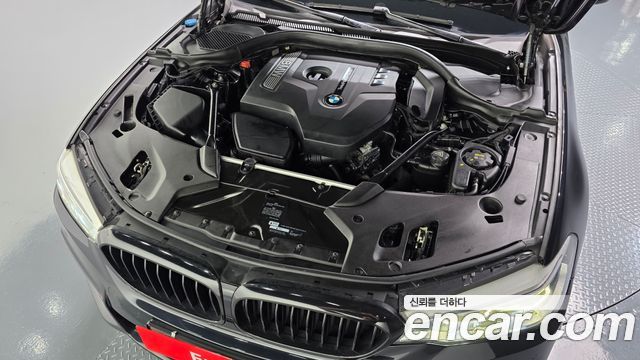 BMW 5-Series 2017 — photo 6