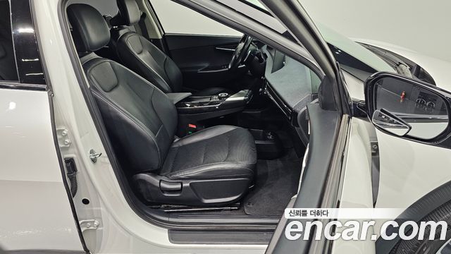 Kia EV6 2022 — photo 13