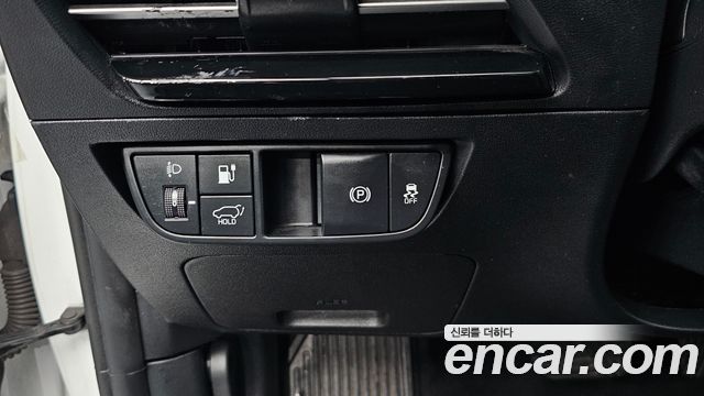 Kia EV6 2022 — photo 23