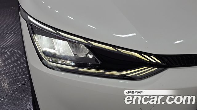 Kia EV6 2022 — photo 8