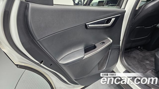 Kia EV6 2022 — photo 15