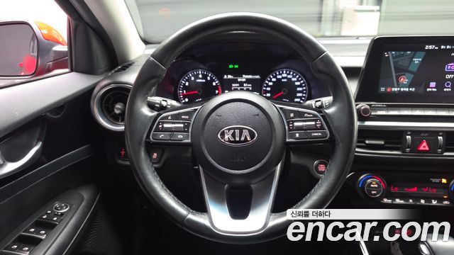 Kia K3 2019 — photo 20