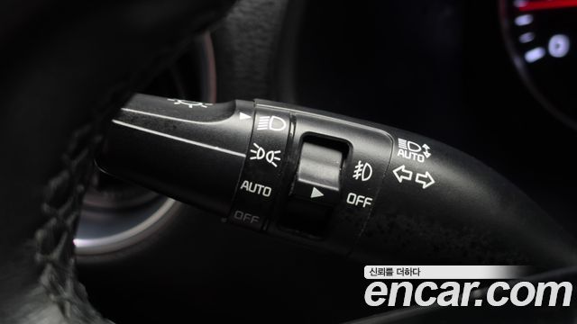 Kia K3 2019 — photo 29