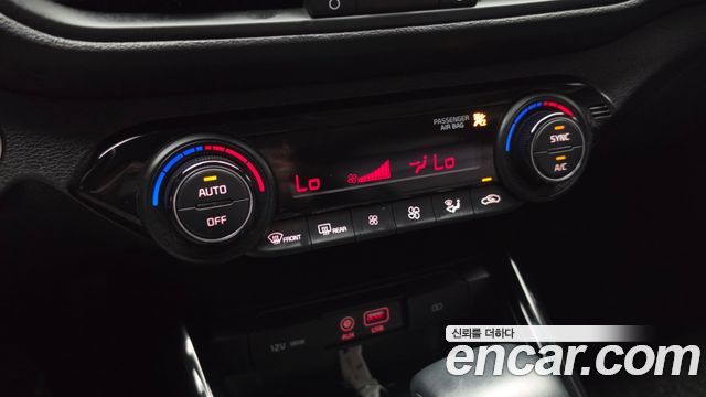 Kia K3 2019 — photo 30