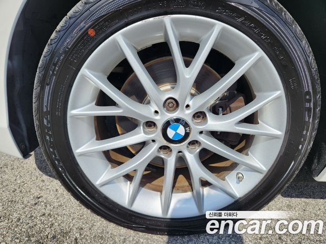 BMW 1-Series 2015 — photo 19