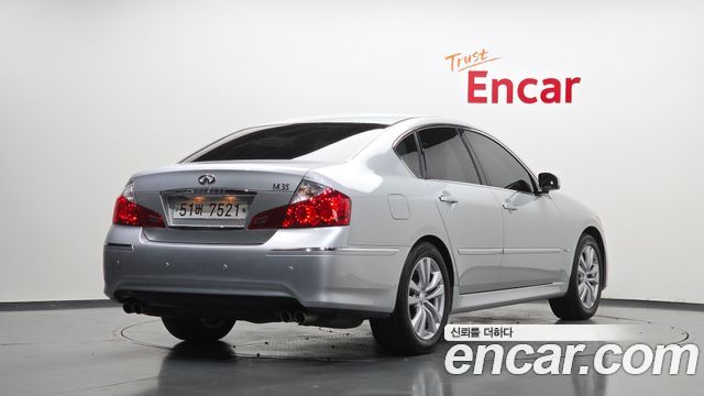 Infiniti M 2009 — photo 2