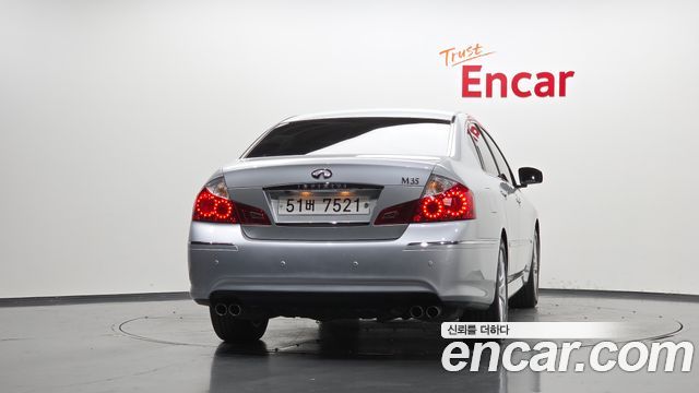 Infiniti M 2009 — photo 4